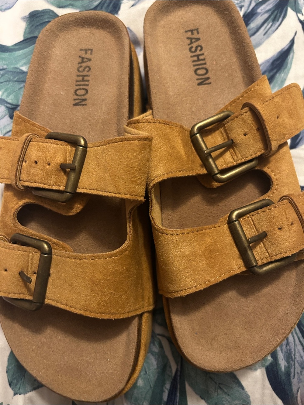 Fashion Kids' Double Buckle Suede Slide Sandals - Tan